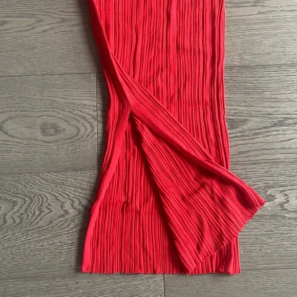 RED DRESS Dynamite - Picture 6 of 8